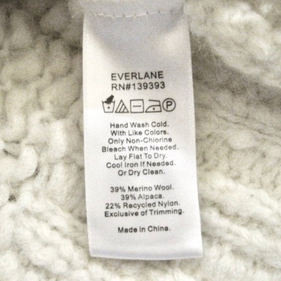 *Host Pick* Everlane Lofty Knit Henley Alpaca Blend Sweater - Picture 7 of 12